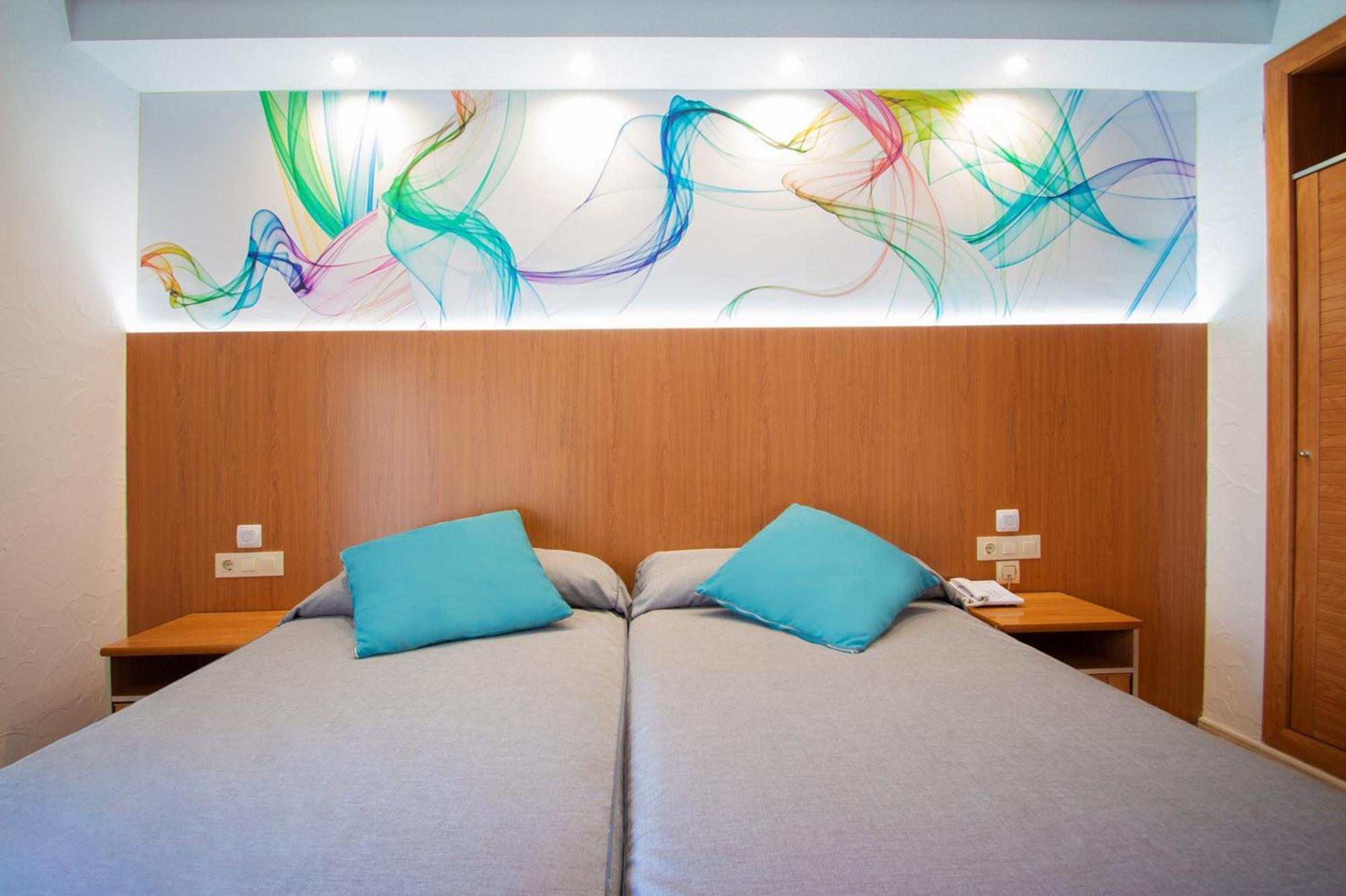 Hotel Servigroup Castilla Μπένιντορμ Δωμάτιο φωτογραφία