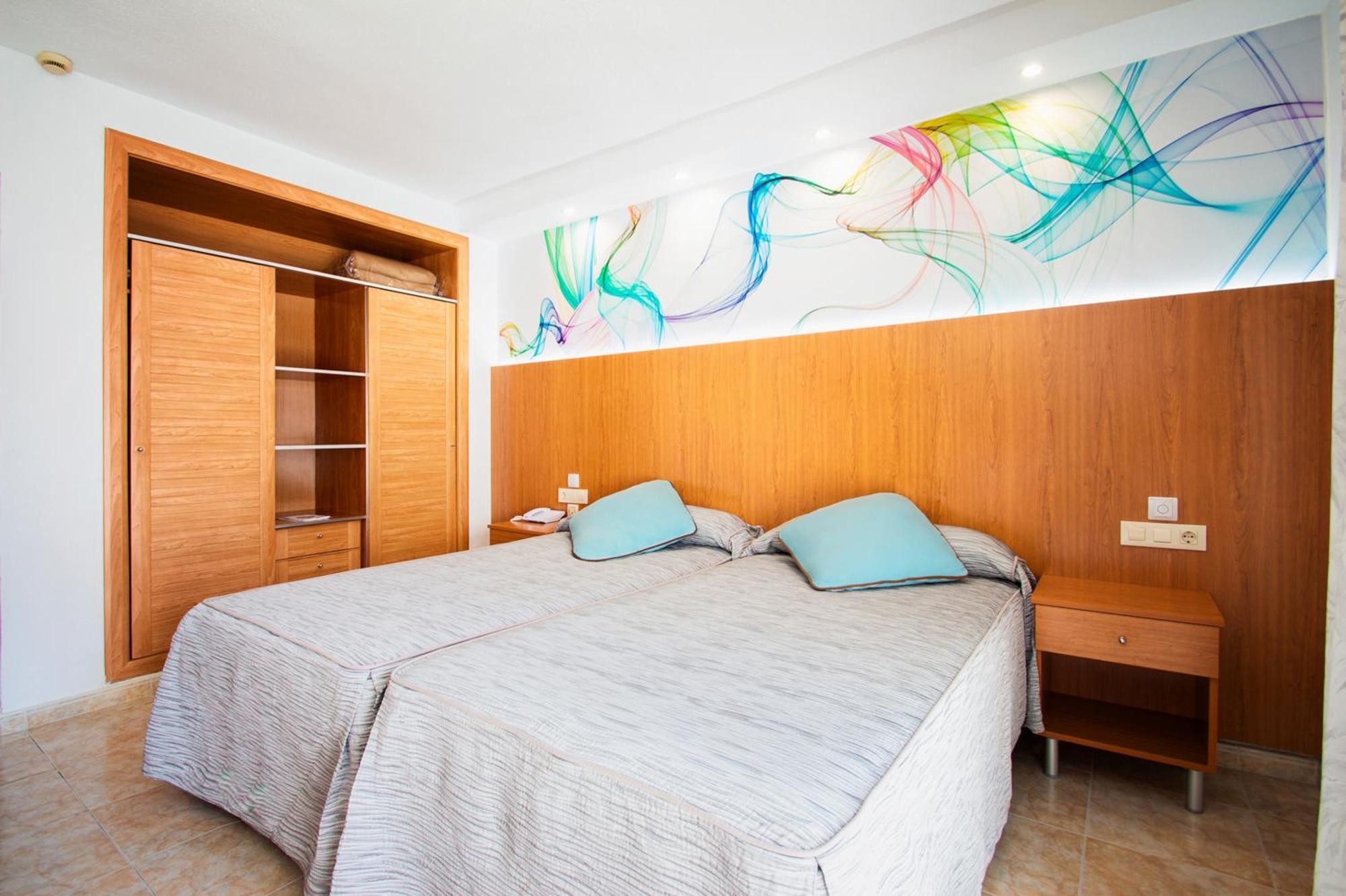 Hotel Servigroup Castilla Μπένιντορμ Δωμάτιο φωτογραφία
