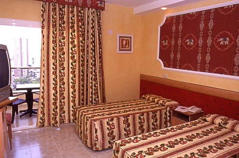 Hotel Servigroup Castilla Μπένιντορμ Εξωτερικό φωτογραφία