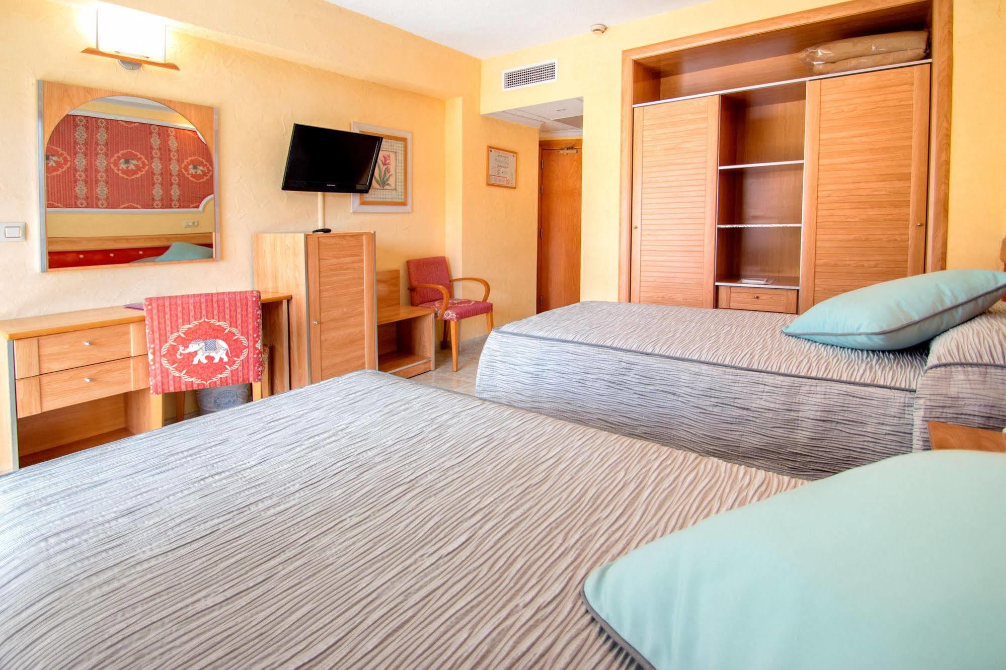Hotel Servigroup Castilla Μπένιντορμ Εξωτερικό φωτογραφία